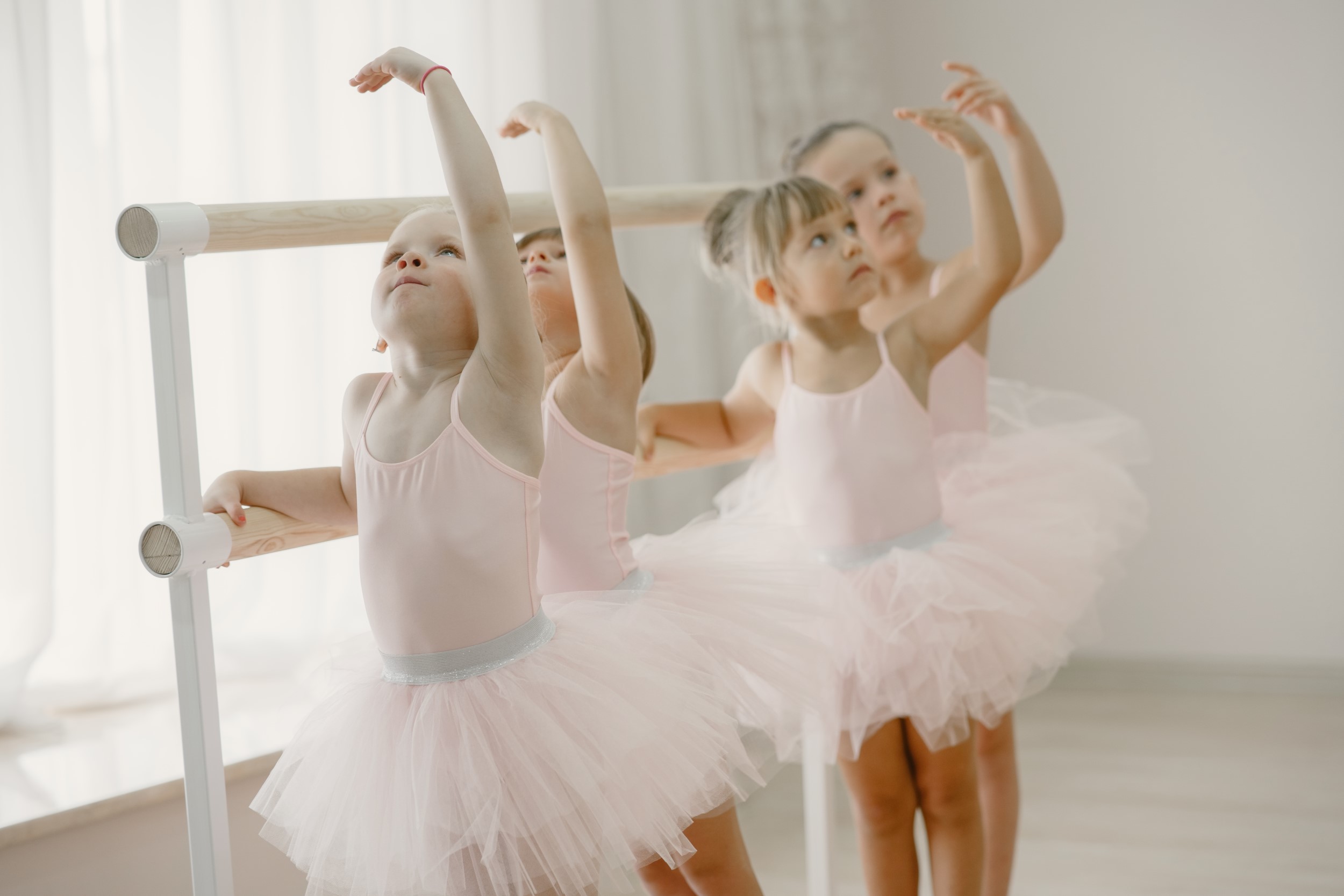 Giáo dục nghệ thuật giúp tạo ra những kỹ năng vận động tốt cho trẻ.